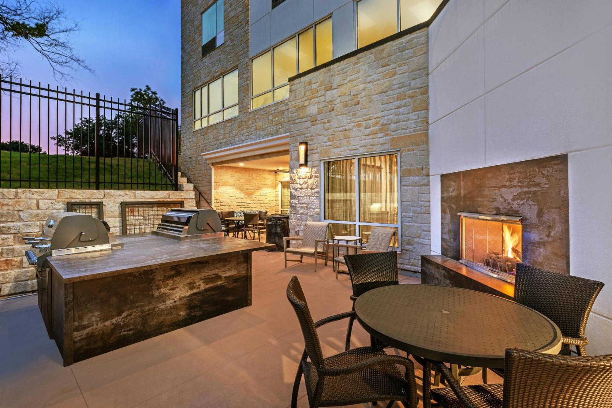 Towneplace Suites By Marriott Austin Northwest The Domain Area Exterior foto